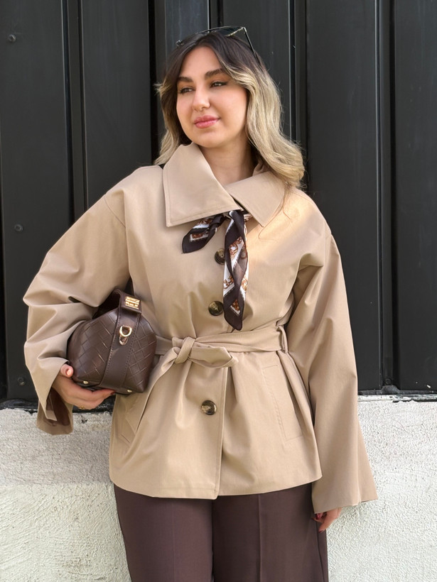 بارونی زنانه کمربنددار کوتاه ضداب رنگبندي